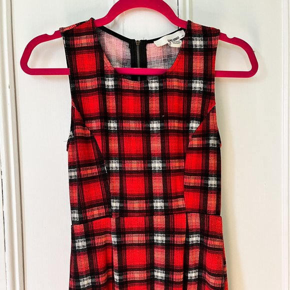 red plaid sleeveless midi dress - Picture 1 of 12